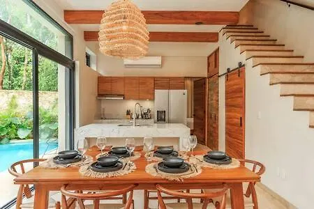 Nature, Luxury, Private Pool Plus Washer & Dryer Tulum Holiday home